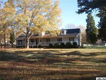 2nd image of 6901 Pinewood Forest Dr