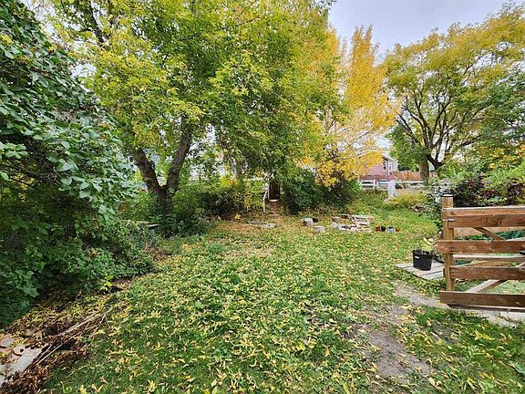4th image of 487 SW Northmount Dr NW