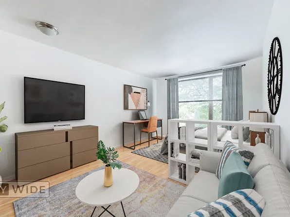 326 Columbus Avenue image 1 of 7