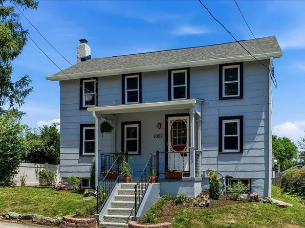 1007 Livingston Ave, Phoenixville, PA 19460