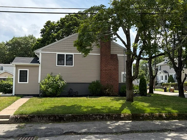 115 Bunker Hill Ln #1 — Photo 28