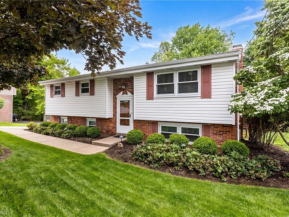 1st image of 416 Peters Dr
