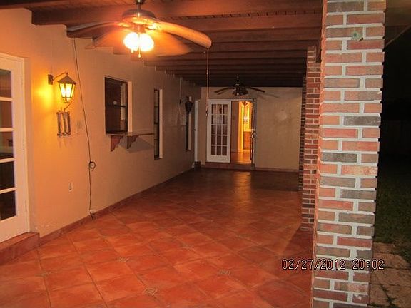 3rd image of 13980 SW 38th St