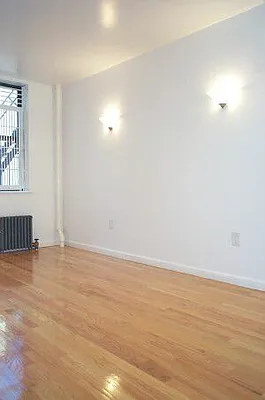 Rented by Tower Brokerage | media 8