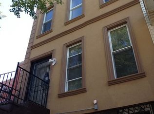 102 Bleecker St, Brooklyn, NY 11221
