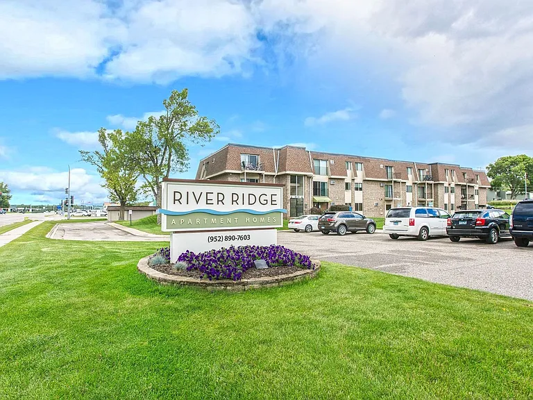River Ridge Apartments — Photo 59