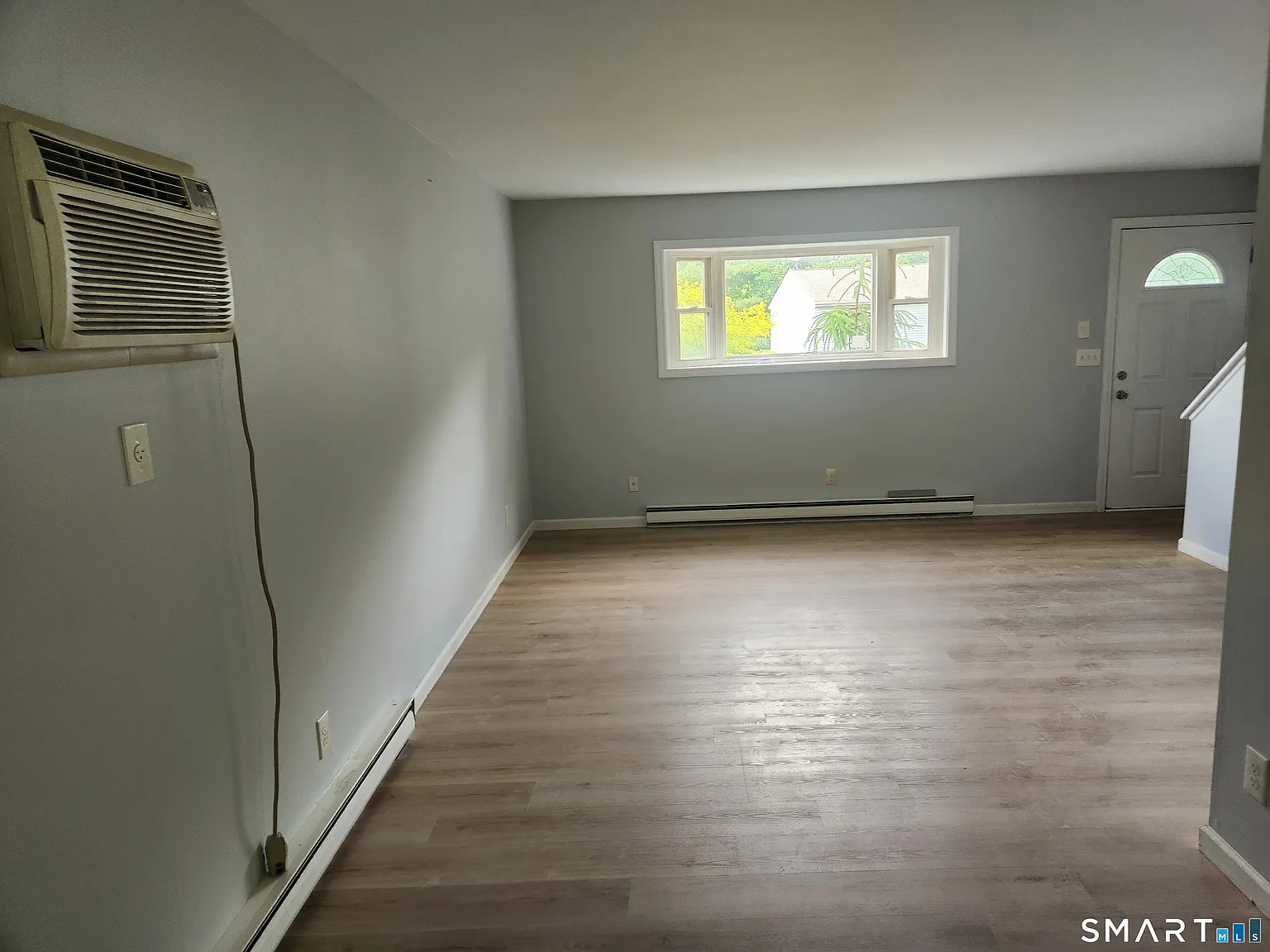 2 bed, 1.0 bath, 882 sqft, $2,400 — Photo 4
