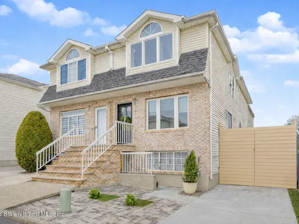 170 Darnell Ln, Staten Island, NY 10309
