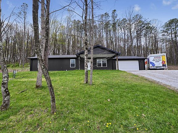 2nd image of 841 Eaton Hollow Rd SW