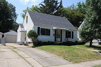 1st image of 3205 Sherwood Dr