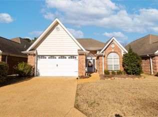 313 Suzanne Ave, Starkville, MS 39759