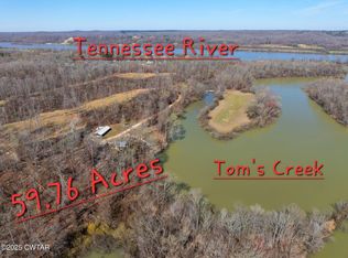 508 Lakeside Dr, Linden, TN 37096