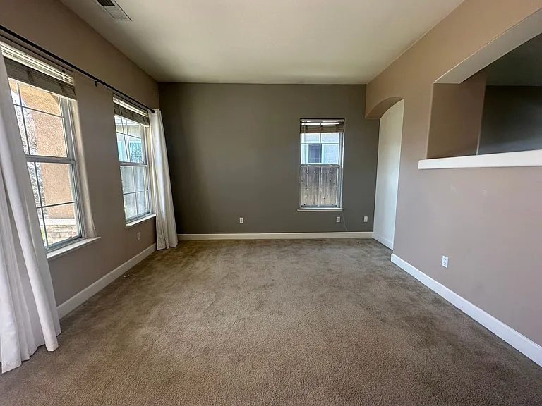 3929 Gossamer Way — Photo 9