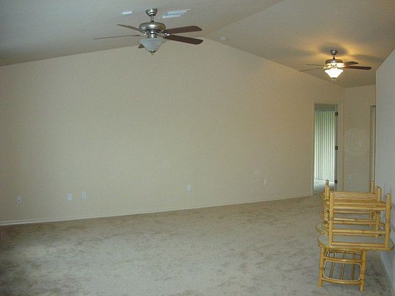 4th image of 6717 Canton St