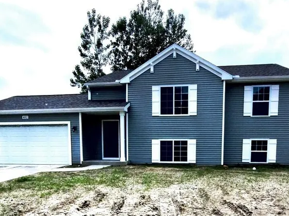 4052 Watertown Dr, Watervliet, MI 49098