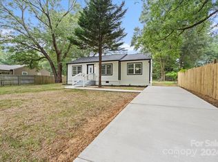 2746 Springbrook Cir, Gastonia, NC 28052