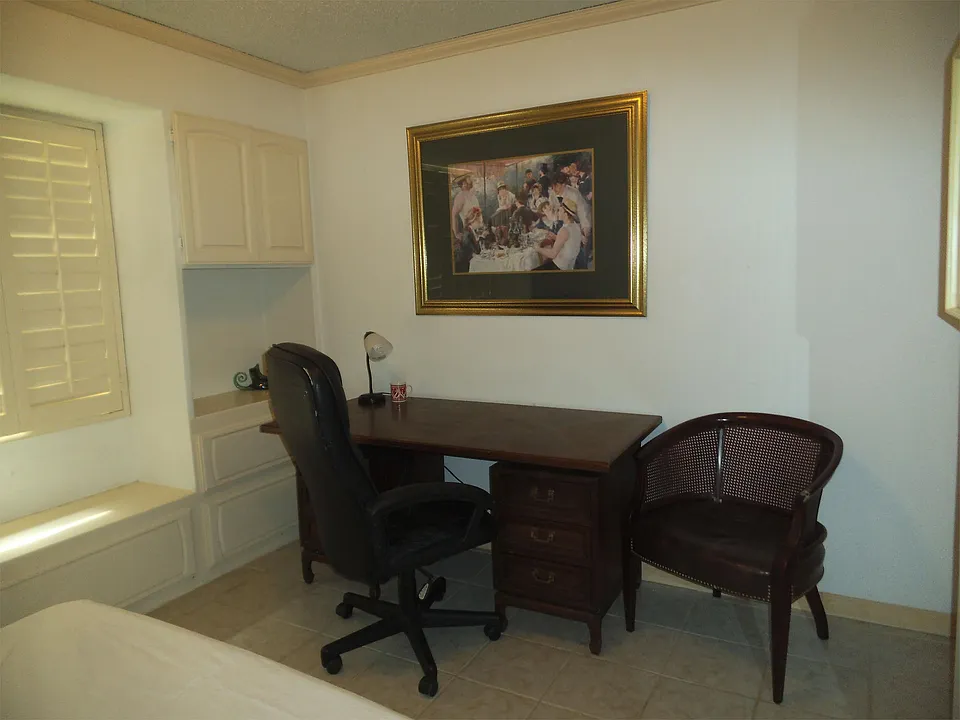 102 Manfield St #BR2