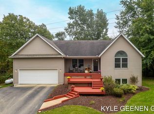 3248 Ottogan St, Hudsonville, MI 49426