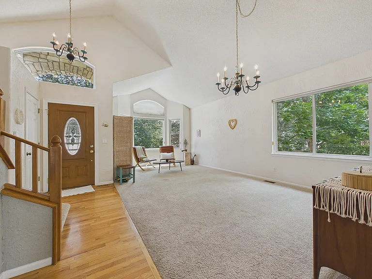 6975 Nile Ct — Photo 5