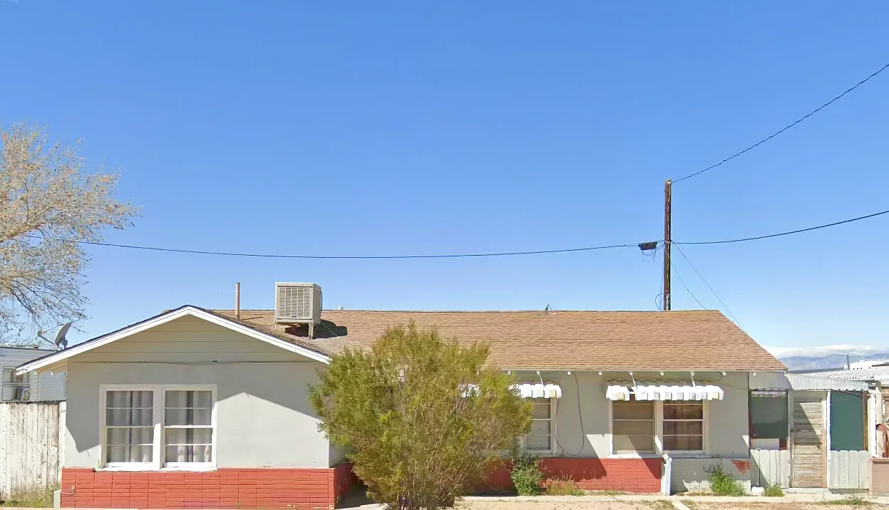 3 bed, 1400 sqft, $1,950 — Photo 1