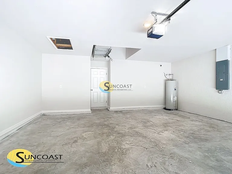 2024 NE 5th Ave — Photo 15
