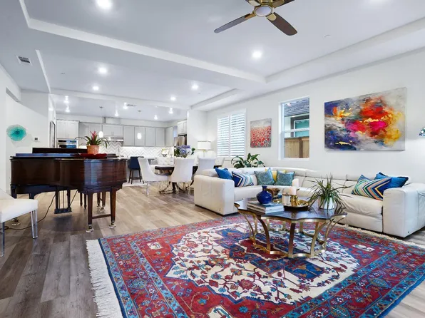 212 McKays Point Pl, West Sacramento, CA 95605