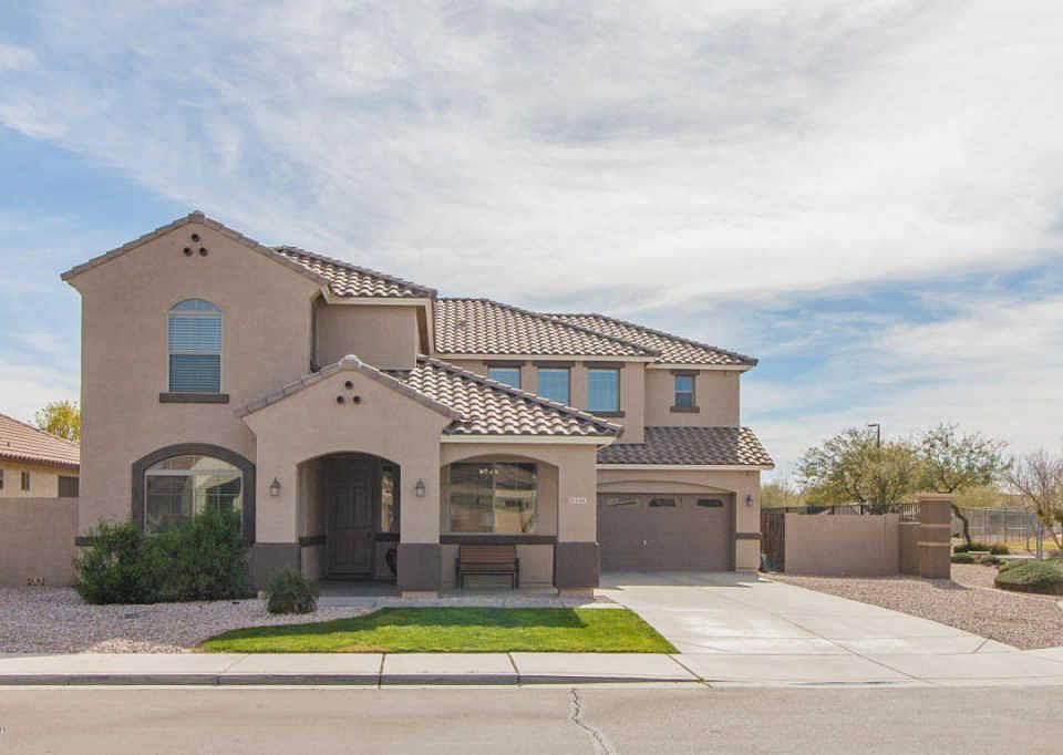 1st image of 21401 E Saddle Ct