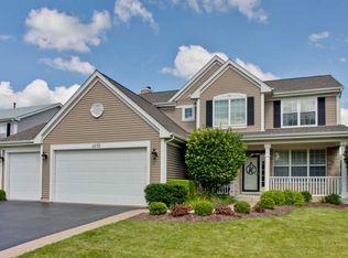 3370 Aurora Dr, Lake In The Hills, IL 60156