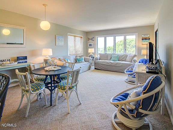 3rd image of 590 Marina Drive #D-22