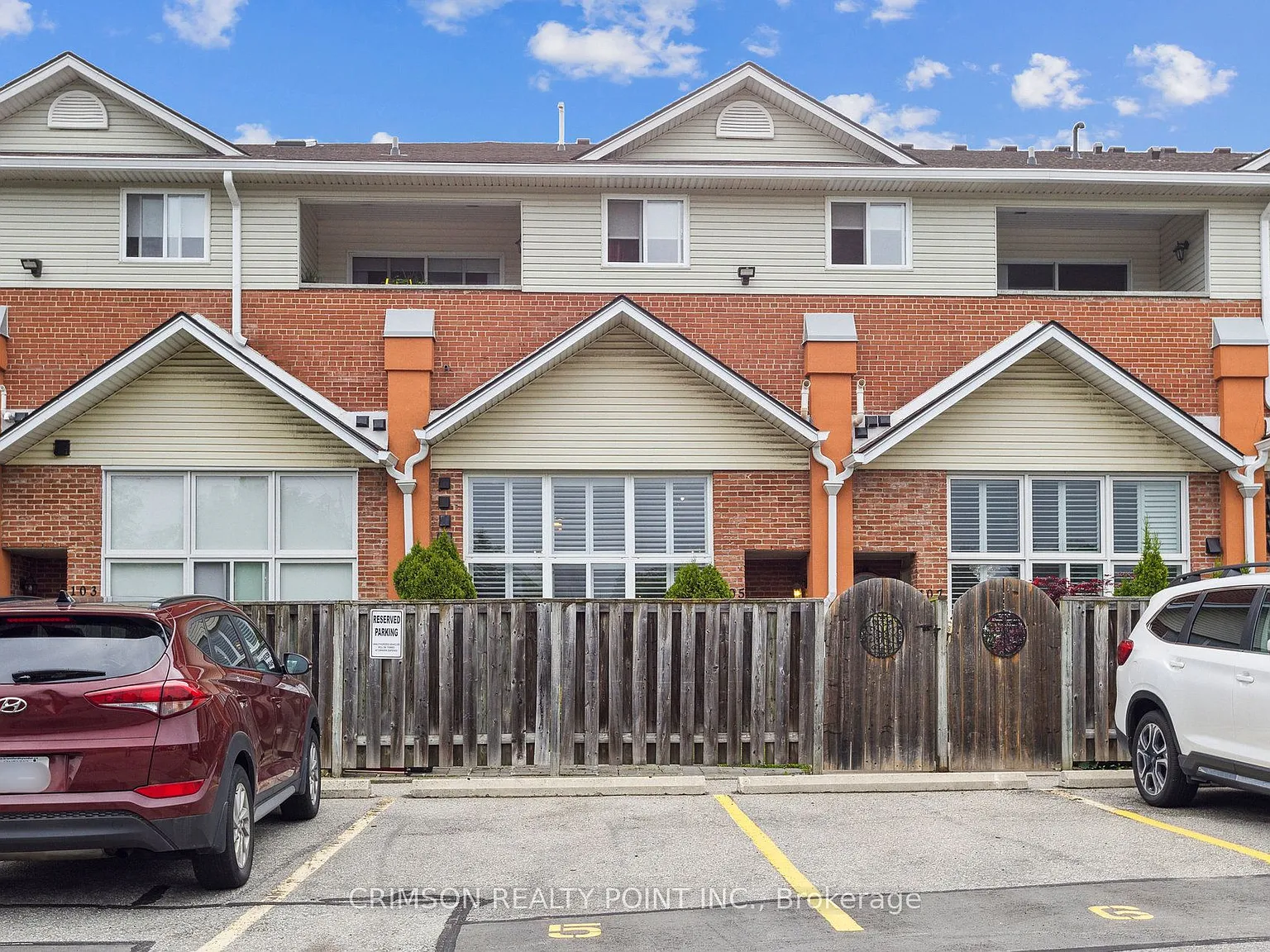 2 bed, $2,400 — Photo 2