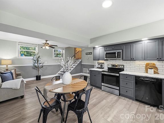 4th image of 3806 Amsbury Rd