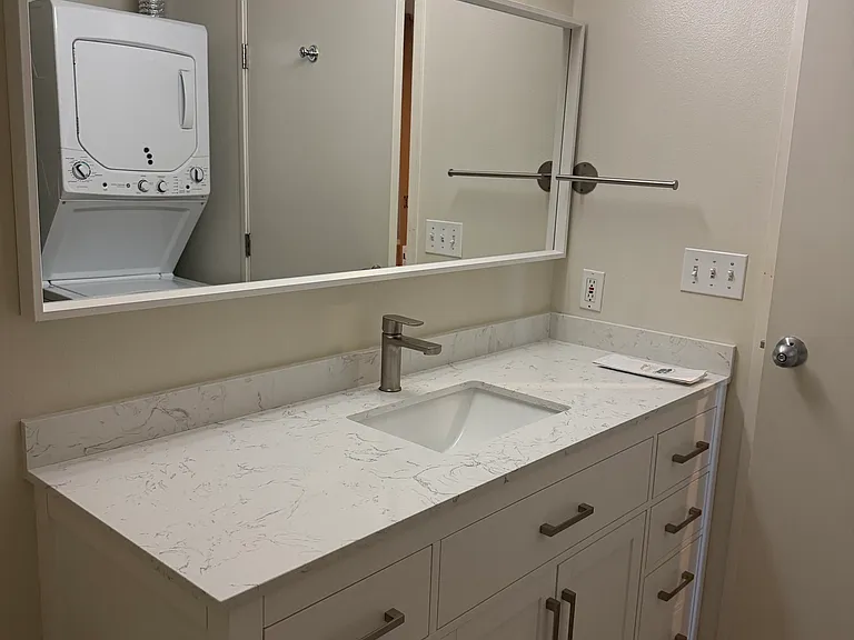 2440 Western Ave #614 — Photo 5