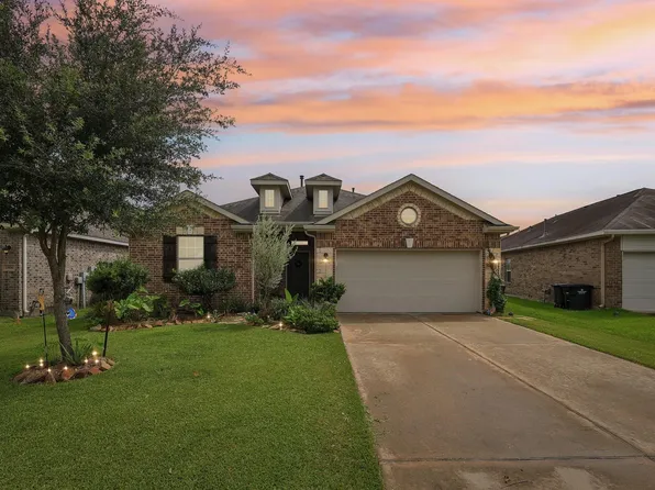 1498 Foshee Ct, Alvin, TX 77511