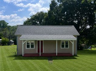 115 E Beattie St, Liberty, SC 29657