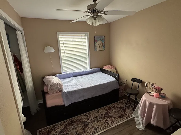 115 Split Rail Ln — Photo 5