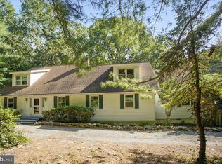 105 Fairview Dr, Centreville, MD 21617