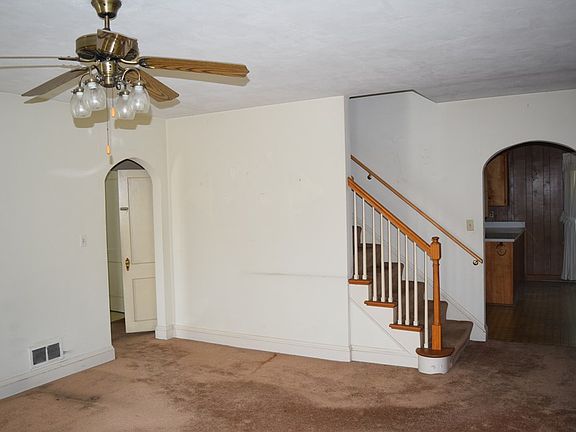 4th image of 115 Dogwood Dr