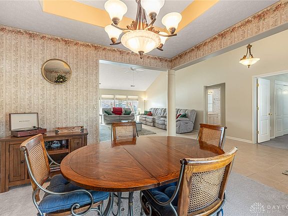 5th image of 1580 Primrose Ln