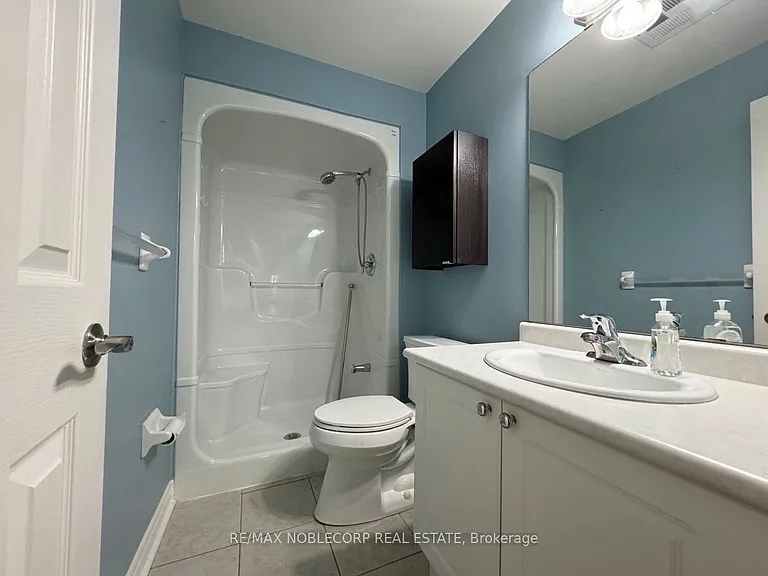 36 Gibson Ave #18 — Photo 7