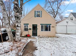 1472 Chicago St, Green Bay, WI 54301