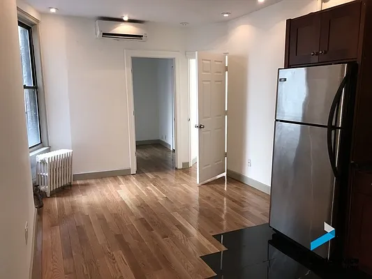 Rented by FirstService Realty (legacy) | media 27