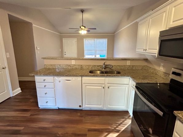 537 Rustwood Dr, Athens, GA 30606