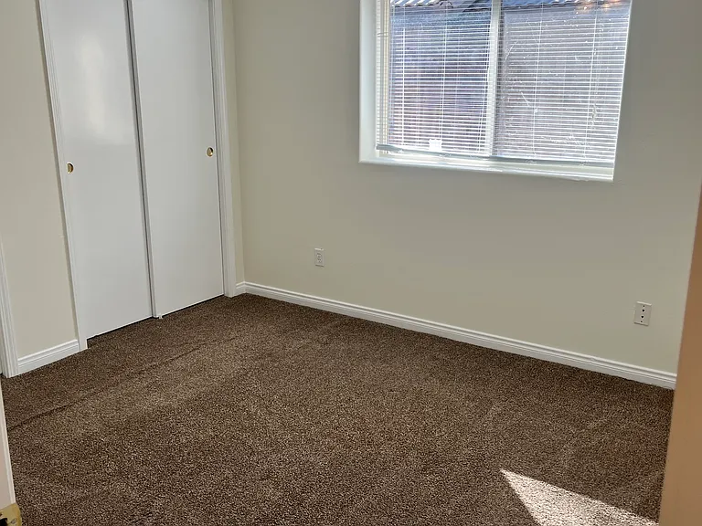 713 Greenwood Meadow Ln #1 — Photo 7