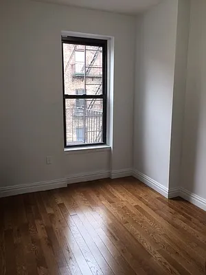 Rented by Dwell Residential Inc | media 35