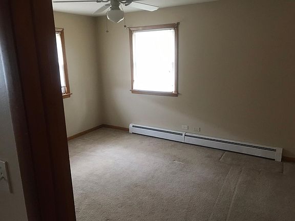 4th image of 6411 175th St APT 1W