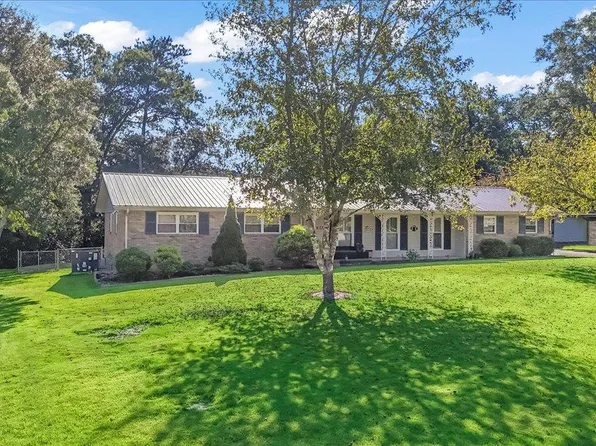 1014 Larkwood Dr NE, Cullman, AL 35055