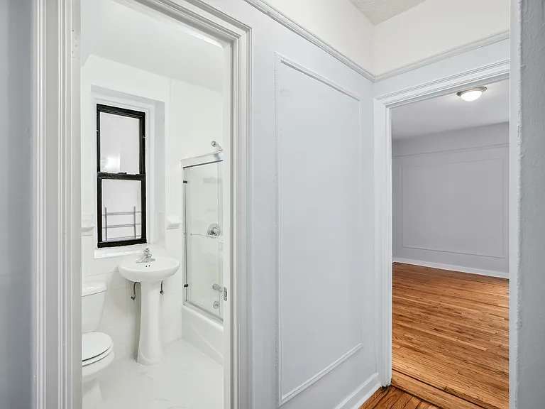 2175 Cedar Ave #3E — Photo 7