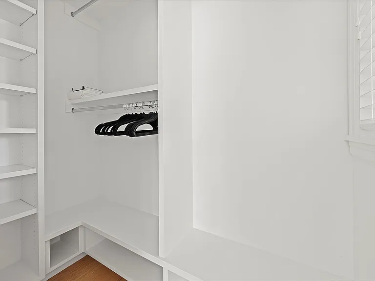 6521 Avondale Dr — Photo 31