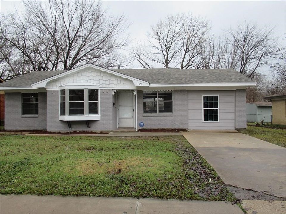 Welcome to 1326 Crestridge