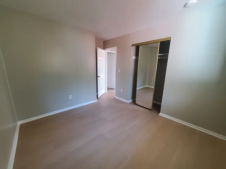 961 S Waverly St #961 — Photo 15